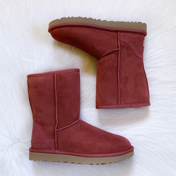 UGG Classic Short II Boots - Picture 2 of 8